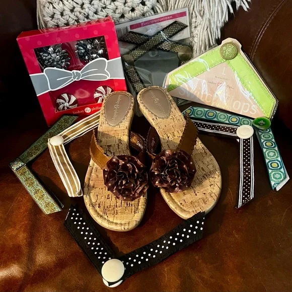 Lindsay Phillips Switch Flops Lot! Kitten Heels Sz 7 & 10 “outfits”! - Picture 1 of 5